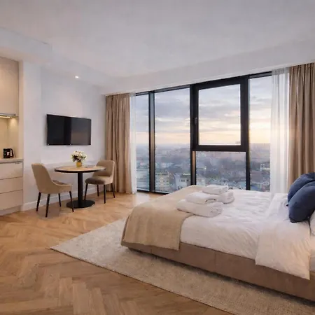 Hanza Tower Prestige Lux 20 & Pool Appartamento *